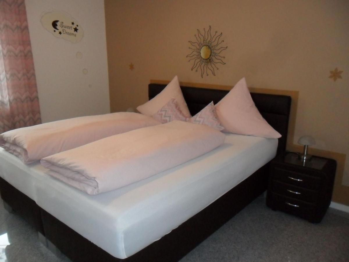Holiday Flat With Swimming Pool In Prackenbach วิชอาค ภายนอก รูปภาพ