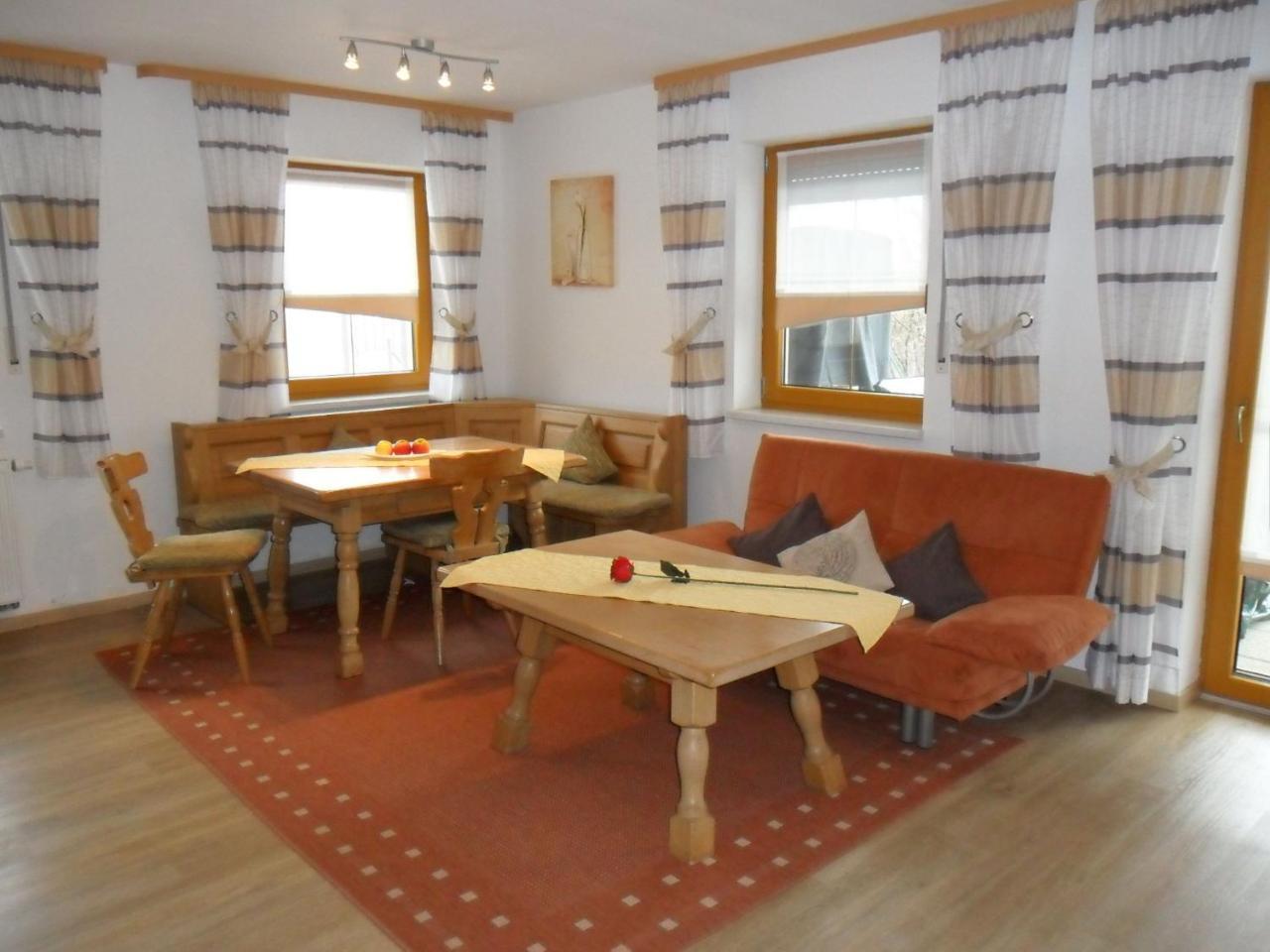Holiday Flat With Swimming Pool In Prackenbach วิชอาค ภายนอก รูปภาพ
